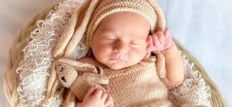 picture showing newborn baby sleeping